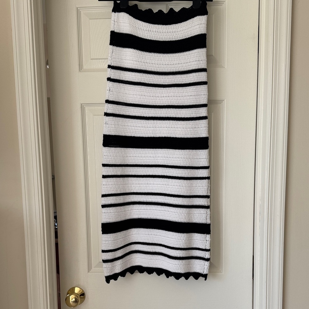 Black & White Striped Knit Midi Skirt